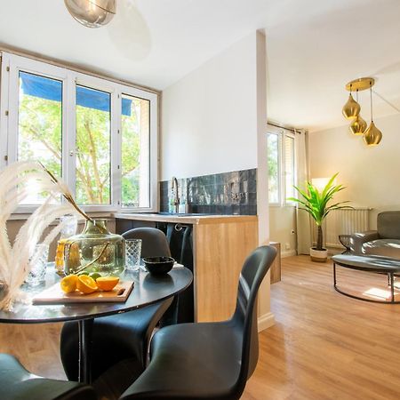 Suite Madison Villeurbanne Buitenkant foto