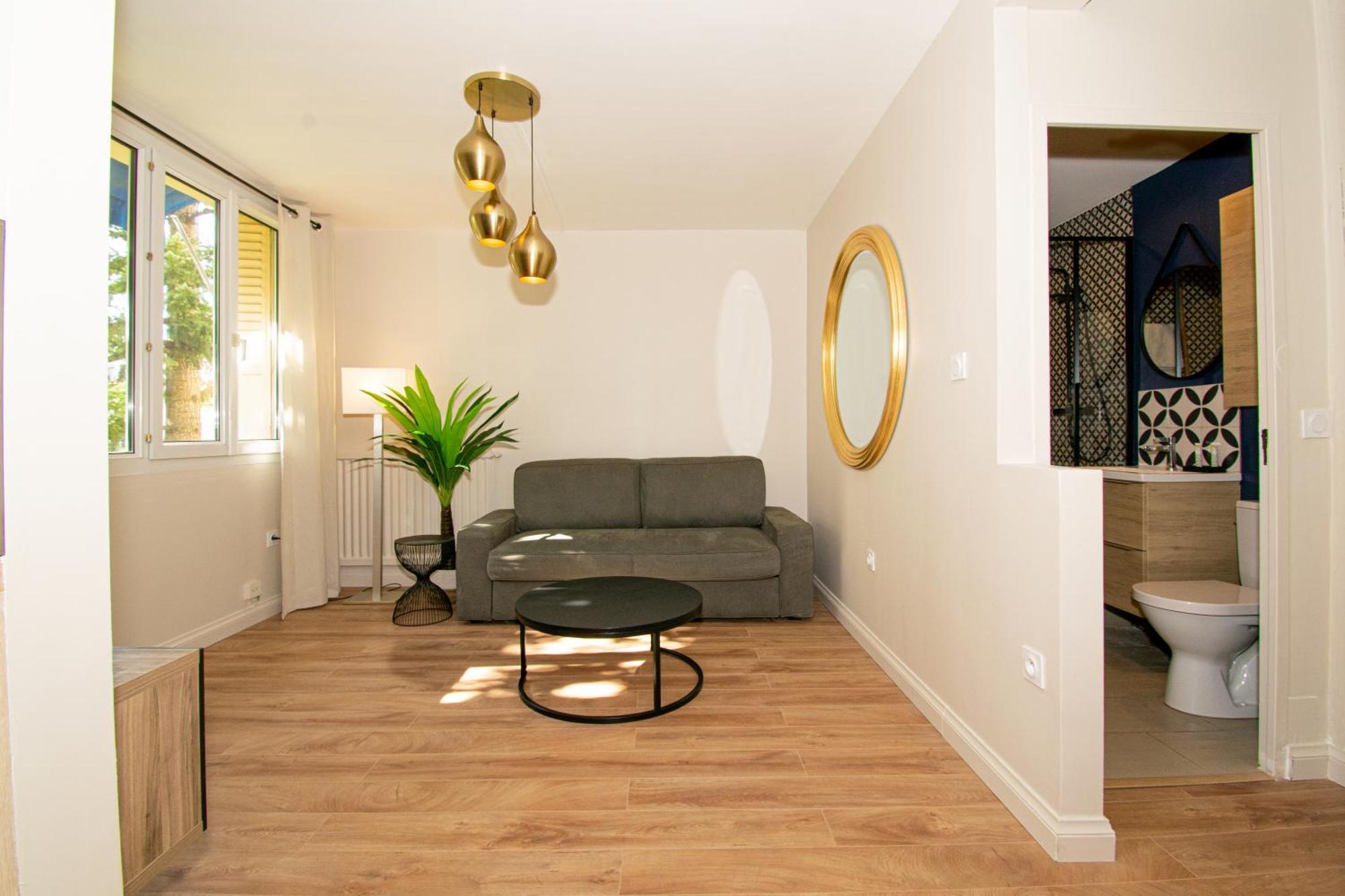 Suite Madison Villeurbanne Buitenkant foto